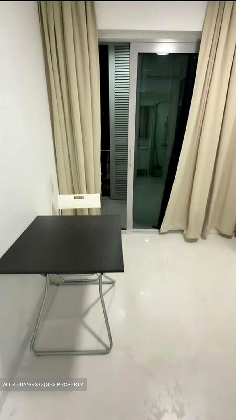 # 1 Loft (D14), Apartment #523297601